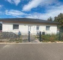 Einfamilienhaus Bungalow-Stil zu verkaufen - Sandersdorf-Brehna Glebitzsch