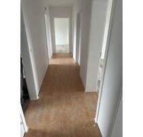 Drei Zimmer Wohnung - 1.000,00 EUR Kaltmiete, ca.  100,00 m² in Sassenburg (PLZ: 38524)