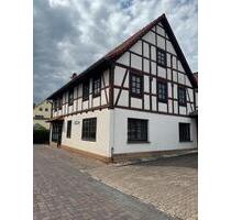 Großes Wohnhaus mit Produktions bzw. Lagerraum - Nentershausen