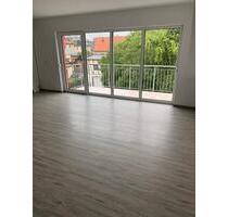 Schöne 3-Raum-Wohnung zentrumsnah, Neubau - Saalfeld (Saale)