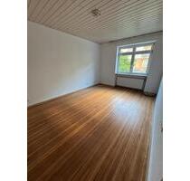 Möbliertes WG Zimmer Weststadt - 575,00 EUR Kaltmiete, ca.  23,00 m² in Karlsruhe (PLZ: 76135) Beiertheim-Bulach