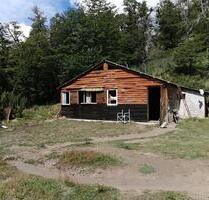 Idyllische Berghütte mit 3.500 m² Grundstück in Patagonien - Freiburg im Breisgau Lehen