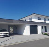 Exklusives lichtdurchflutetes Einfamilienhaus mit großem Garten - Dransfeld