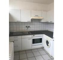 Appartement mit Küche, Waschmaschine und Balkon zu vermeiten - Düsseldorf Stadtbezirk 8