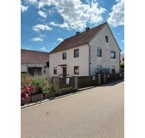 Ehemalige landwirtschaftliche Hofstelle mit 1561 m2 Grund - Egweil