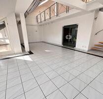 Stilvolle Maisonette-Wohnung mit Galerie und Tiefgaragenstellplatz - Dörfles-Esbach
