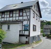 geräumiges Haus mit Gewerbeeinheit im Thüringer Wald - Schwarzatal