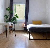 Provisionsfreie bezugsfreie 3-Zimmer-Wohnung mit Balkon & Carport - Berlin Mitte