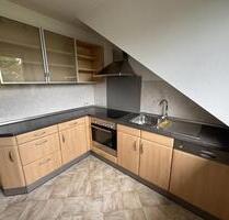 3 Zimmer Dachgeschosswohnung + Garage in Enger