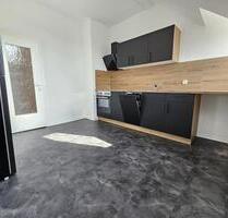 2 Monate Kaltmietfrei! Schön renovierte Wohnung mit moderner Einbauküche - Chemnitz Hilbersdorf