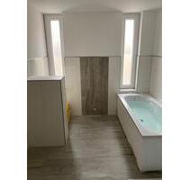 Raum zum Leben – großzügige, sanierte 4-Raum-Wohnung mit Balkon - Halle (Saale) Damaschkestraße