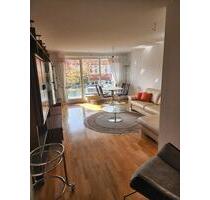 3 Zimmer Wohnung mit Balkon, 2 Bädern in Trudering zu vermieten - München Berg am Laim