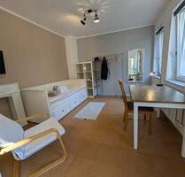 Helles, möbliertes Zimmer in der Friesischen Straße - Flensburg