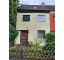 Reihenendhaus in beliebter grünen Oase in Berlin-Britz