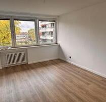 PROVISIONSFREI Eigentumswohnung SANIERT 2 Zimmer Balkon - Düsseldorf Lörick