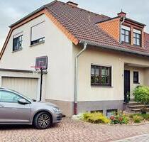 Charmante Doppelhaushälfte in beliebter Wohnlage von Hamm-Berge