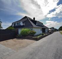 Charmante Dachgeschosswohnung in Jennef-Uckerath zu vermieten - Helmenzen