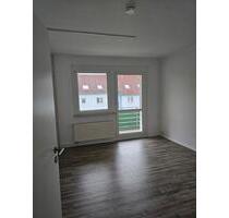 Große Familienwohnung! 125,6 m² + 6 Räume + 2 Bäder + Balkon - Hainichen