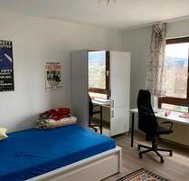 1 Zimmer Studentenwohnung + 1 Garagenstellplatz zu verkaufen - Freiburg im Breisgau Haslach