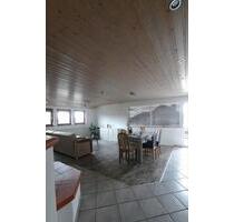 helle 4 Zimmer Wohnung in Ammerbuch