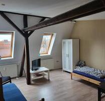 gemütliche 1-Zimmer-DG-Wohnung - 400,00 EUR Kaltmiete, ca.  33,00 m² in Molfsee (PLZ: 24113)