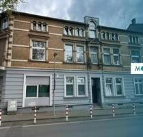 Große 3,5-Zimmer-Wohnung in einem schönen Altbauhaus - Oberhausen Borbeck