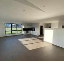 3-Zimmer Neubau-Wohnung 121 m2 - 1.280,00 EUR Kaltmiete, ca.  121,00 m² in Petershagen (PLZ: 32469)