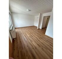 Wohnung, 27qm, Erstbezug nach Renovierung, Balkon, Stellplatz - Ellwangen (Jagst)
