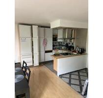 Gemütliche 3,5-Zimmer-Dachgeschosswohnung mit Einbauküche in der Bielefelder Altstadt