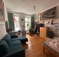 Apartment and Art Studio in Berlin Prenzlauer Berg (08-17-11.17)