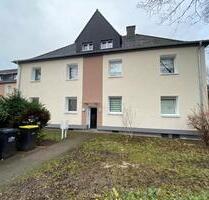 Charmant & modern – Renovierte Dachgeschosswohnung mit sonnigem Balkon - Essen Stadtbezirk V