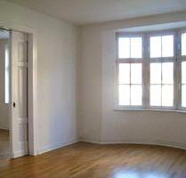 Stilvolle 140 m² Altbauwohnung mit Blick auf den Neustadtmarkt - Warburg