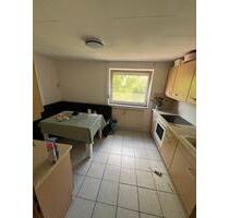 5 Zimmer Wohnung Nähe Peine - 1.100,00 EUR Kaltmiete, in Peine (PLZ: 31224)