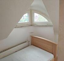 Einfaches Zimmer ca 12 qm mit Miniküche in S-Feuerbach - Stuttgart
