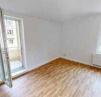 Zentrumsnah, aber begrünt - Große 2-Raum-Whg. mit Balkon - Chemnitz