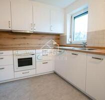 Helle Erdgeschosswohnung mit eigenem Garten und Einzelgarage - Gaildorf