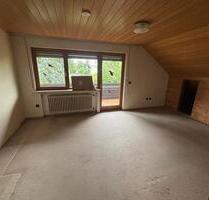 Schöne 3-Zimmer-Dachgeschosswohnung mit großem Balkon zu vermiete - Renningen