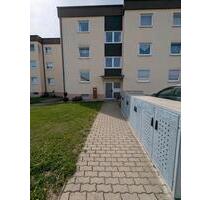 helle Wohnung mit Balkon, Keller, Garage - Sulzbach-Rosenberg
