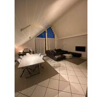 Gepflegte 3-Raum-Penthouse-Wohnung, Balkon + Küche in Eschweiler