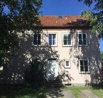 2 , 5 Zimmer wohnung - 650,00 EUR Kaltmiete, ca.  72,00 m² in Celle (PLZ: 29225) Neustadt/Heese