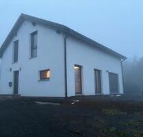 Einfamilienhaus Haus - 405.000,00&nbsp;EUR Kaufpreis, ca.&nbsp; 153,00&nbsp;m&sup2; in Hellenhahn-Schellenberg (PLZ: 56479)