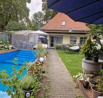 Prov. freies EFH, mediterraner Garten mit Pool,Sauna, Kamin - Potsdam Krampnitz
