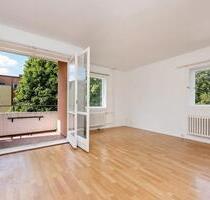 Bezugsfreie 2-Zimmer-Wohnung mit Balkon und Blick ins Grüne - Berlin Charlottenburg-Wilmersdorf