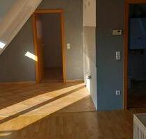 Dachgeschoss Wohnung - 350,00 EUR Kaltmiete, in Gütersloh (PLZ: 33334) Isselhorst