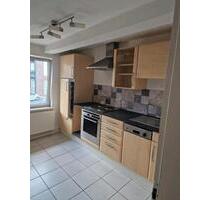 3 Zimmer Wohnung in Cremlingen-Weddel, EBK; Altbau, 1 OG