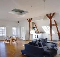 Großzügige Loft-Wohnung oder schönes Büro im Achimer Bauernviertel