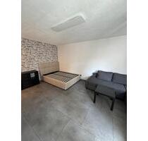Möblierte 1-Zimmer-Wohnung mit Balkon und guter Anbindung - Nürnberg Langwasser