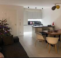 Moderne 2-Zimmer-Wohnung 63qm Terrasse, Stellplatz & Küche - Bergisch Gladbach Frankenforst