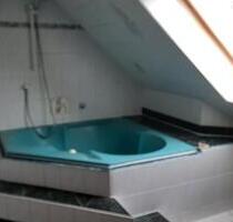 geräumige Dachgeschoßwohnung - 550,00 EUR Kaltmiete, ca.  106,00 m² in Nordhausen (PLZ: 99734)