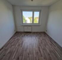 Ab 01.12. gibt der Hightower in der Barnmistraße eine 1-Zimmer-Wohnung mit EBK frei! - Brandenburg an der Havel